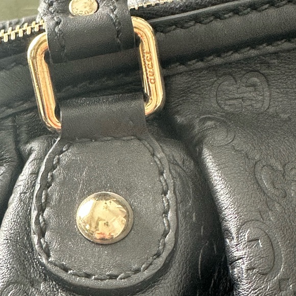Authentic Gucci Black Sukey Convertible Boston Embossed Leather Shoulder Bag - Picture 4 of 16